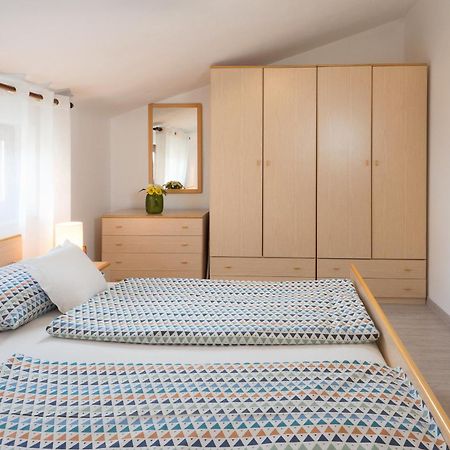 Apartment Roce Рабац Екстериор снимка